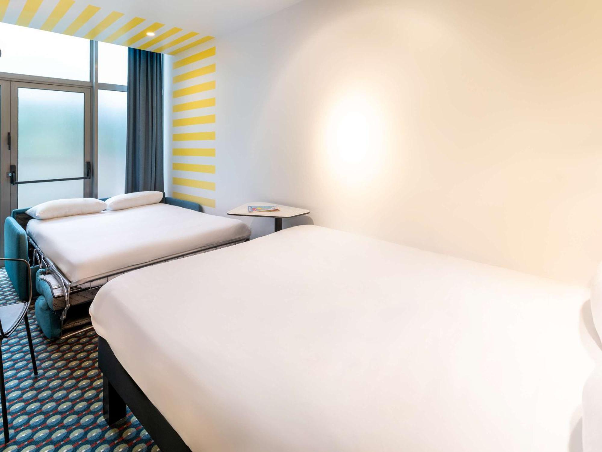 Ibis Styles Paris Saint Denis Pleyel Hotel Exterior photo
