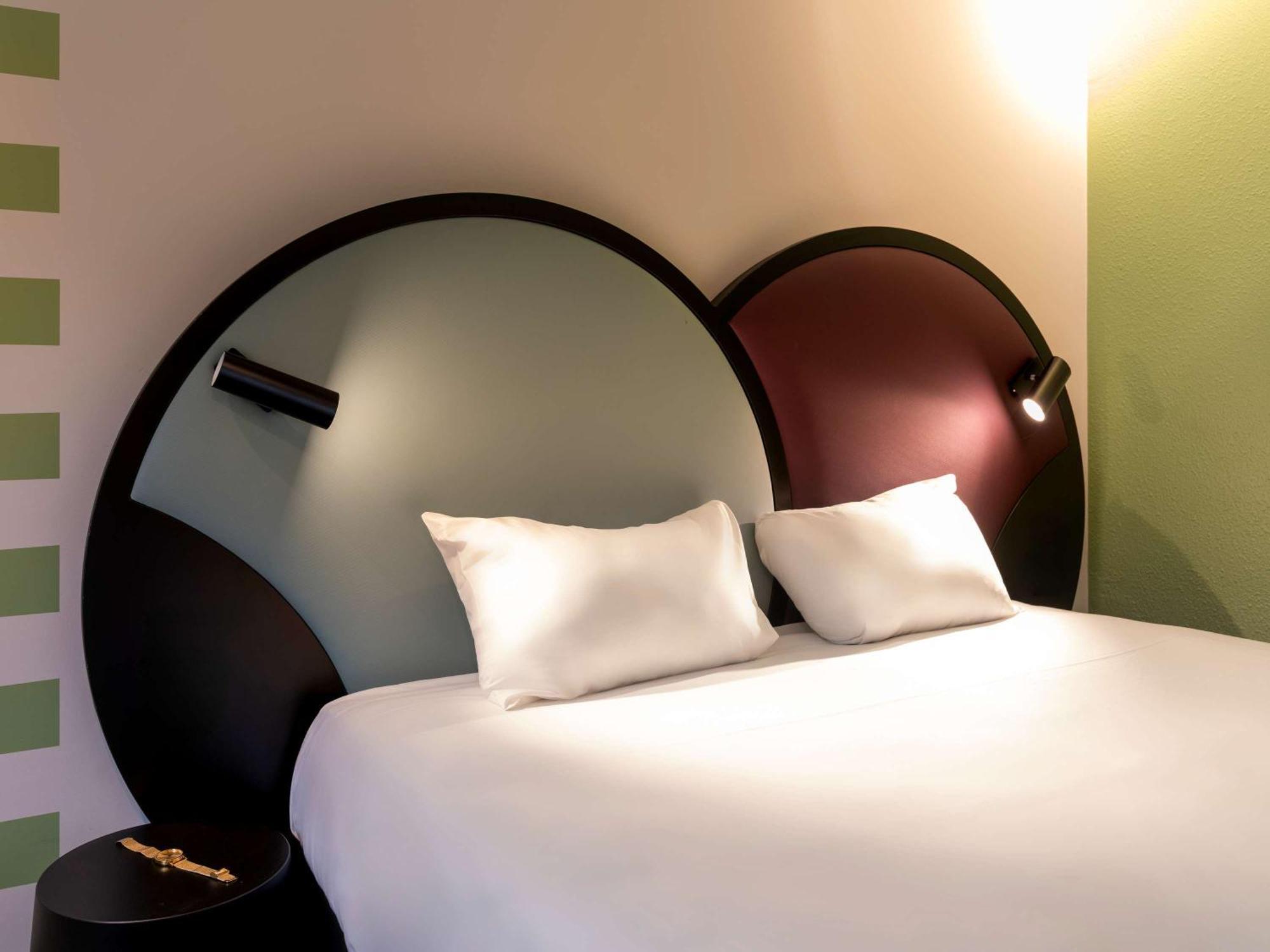 Ibis Styles Paris Saint Denis Pleyel Hotel Exterior photo
