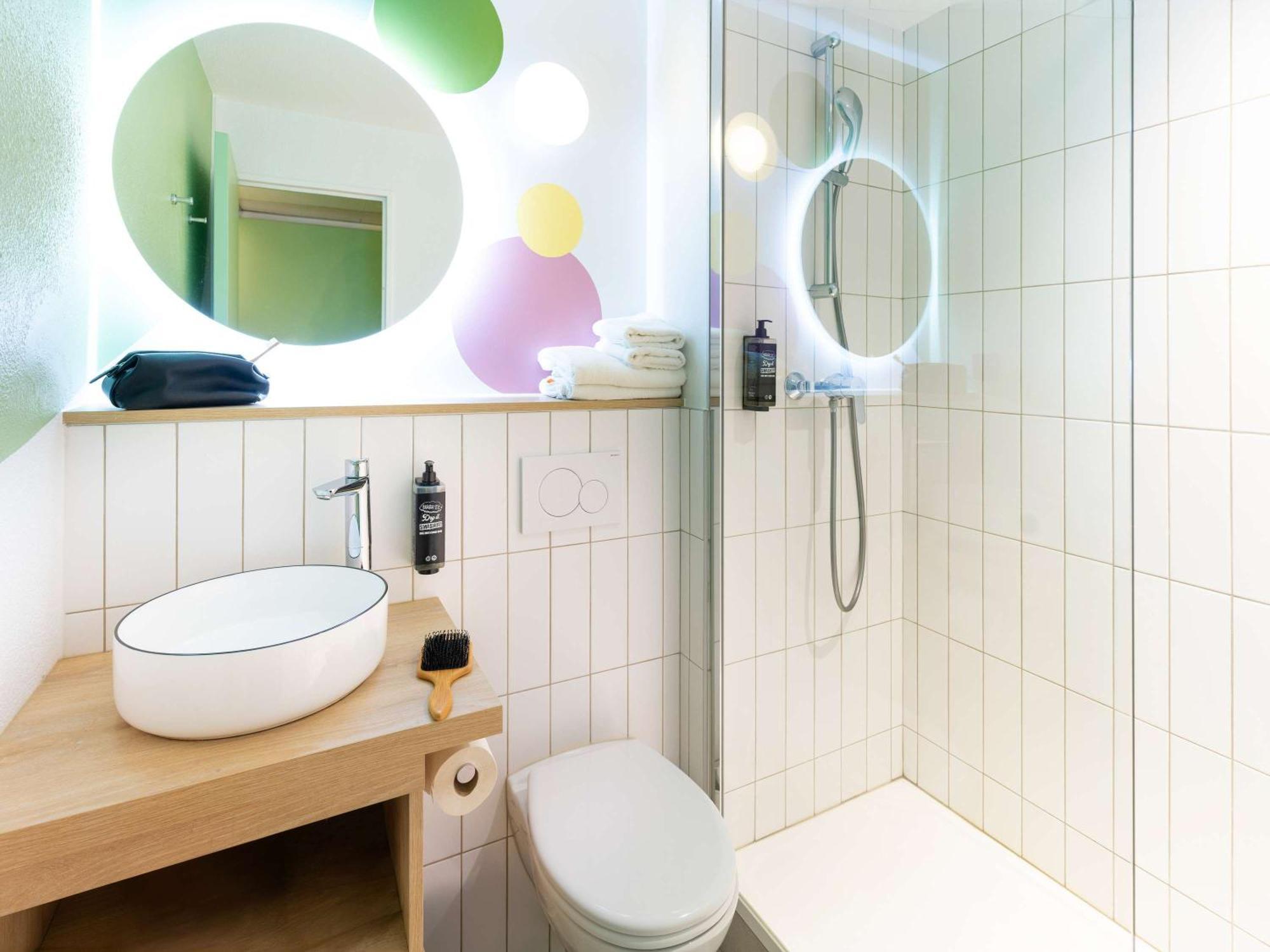 Ibis Styles Paris Saint Denis Pleyel Hotel Exterior photo